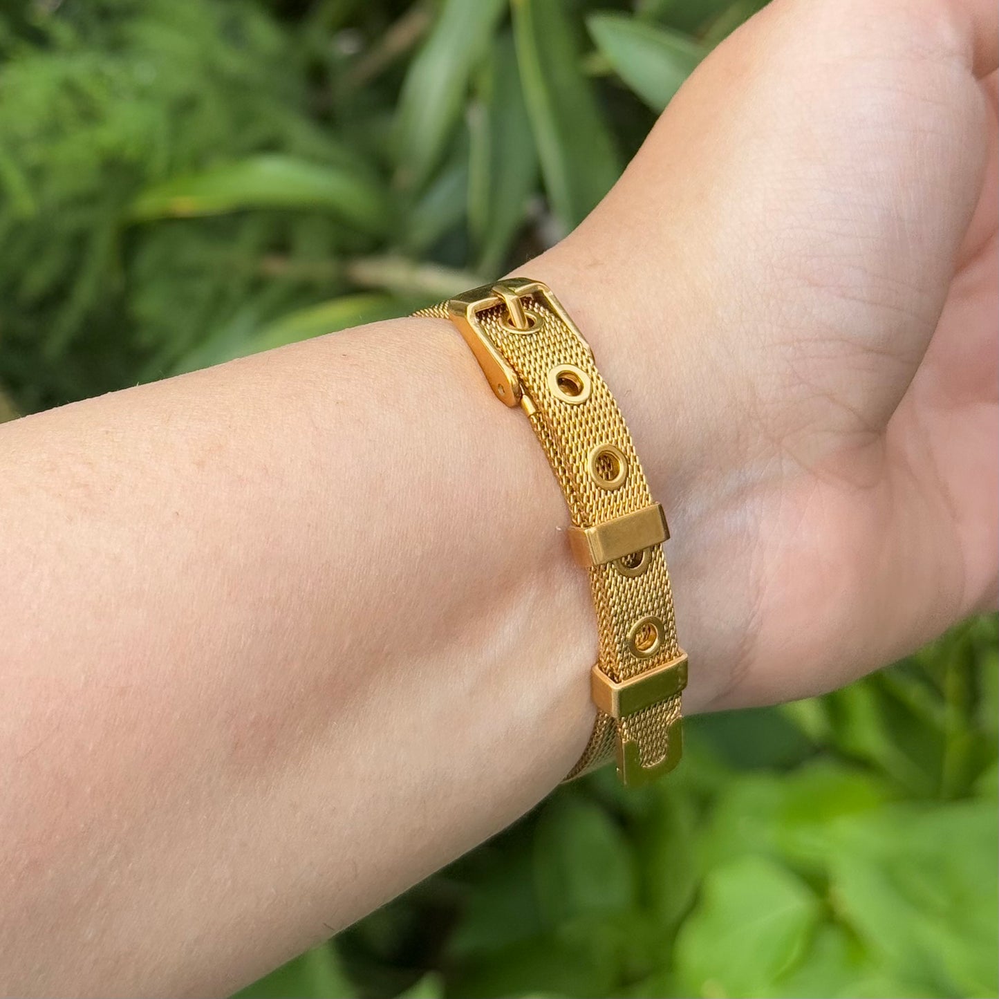 Bee Real – Gold Mesh Double Sided Bracelet