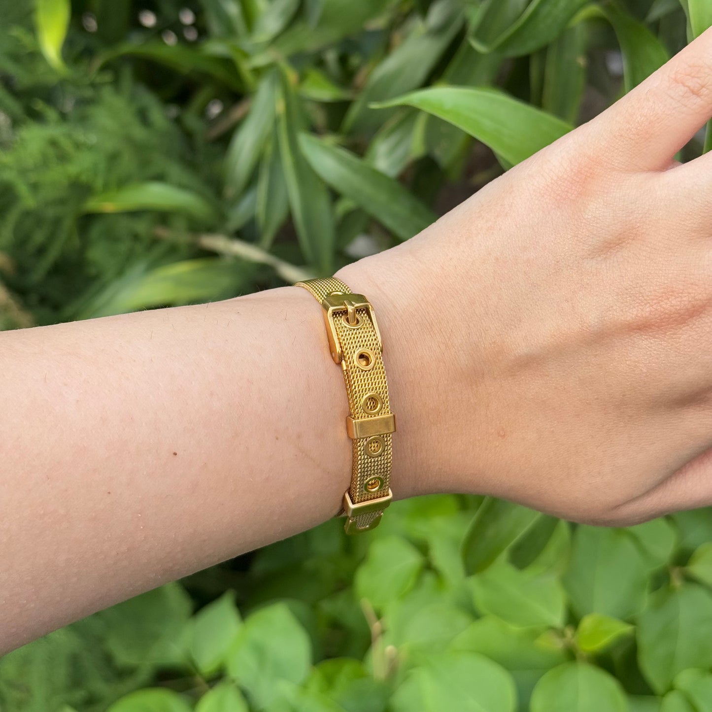 Bee Real – Gold Mesh Double Sided Bracelet