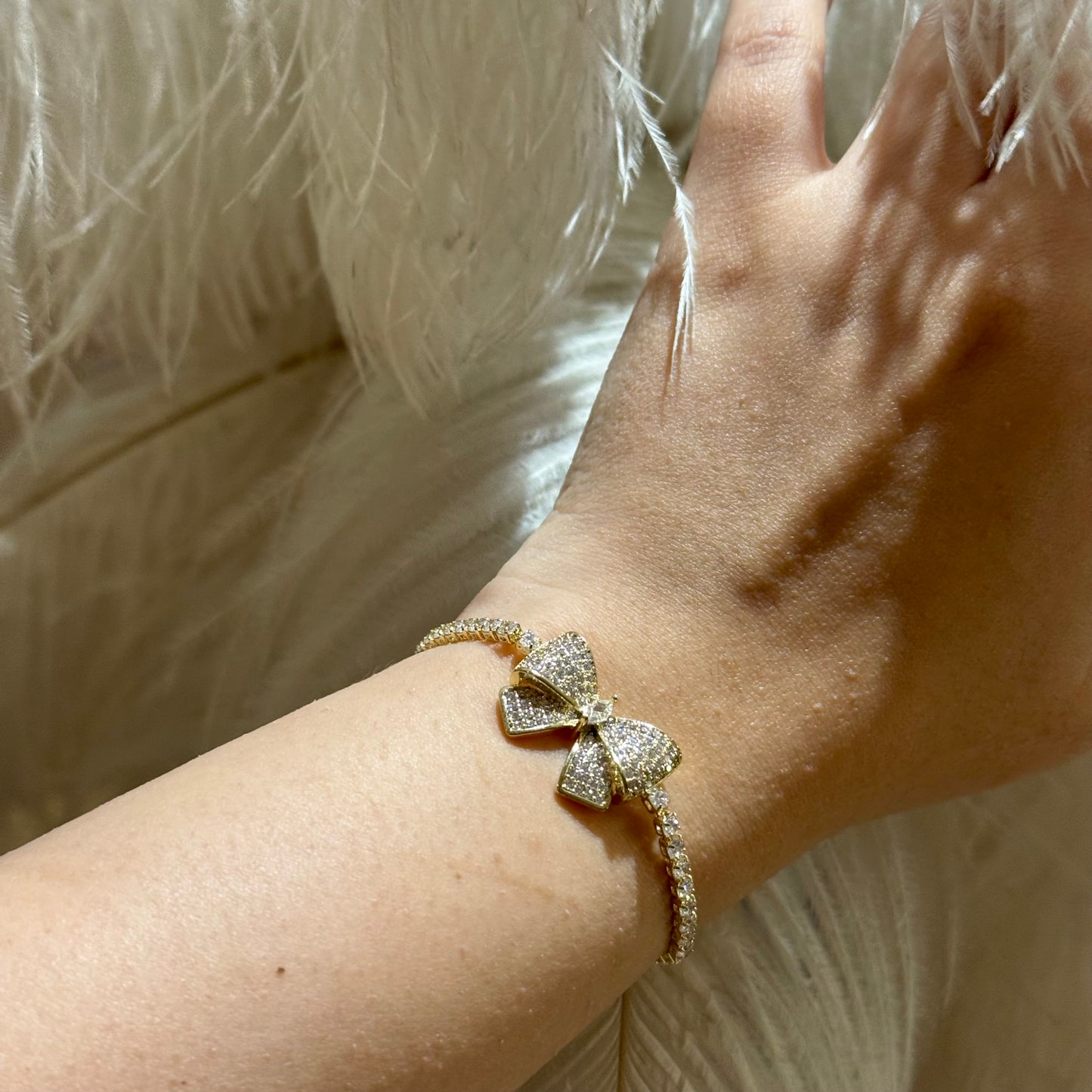 Bowtox – Crystal Bow Bracelet