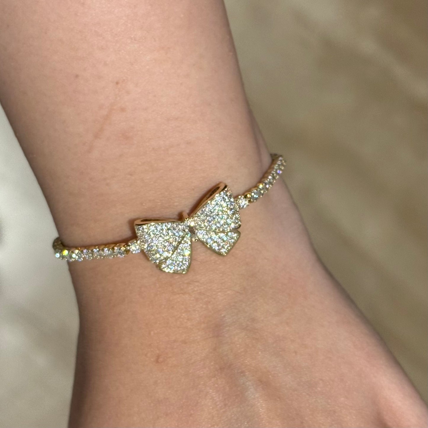 Bowtox – Crystal Bow Bracelet