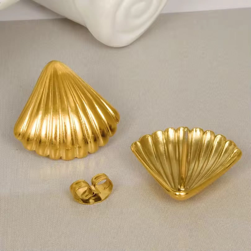 Coastal Issues - Golden Shell Earrings