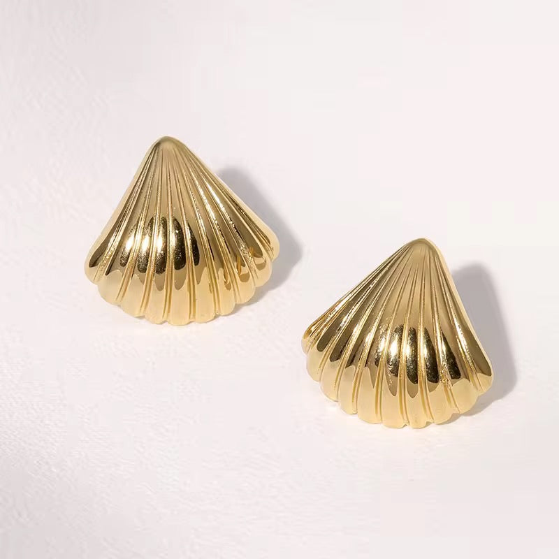 Coastal Issues - Golden Shell Earrings