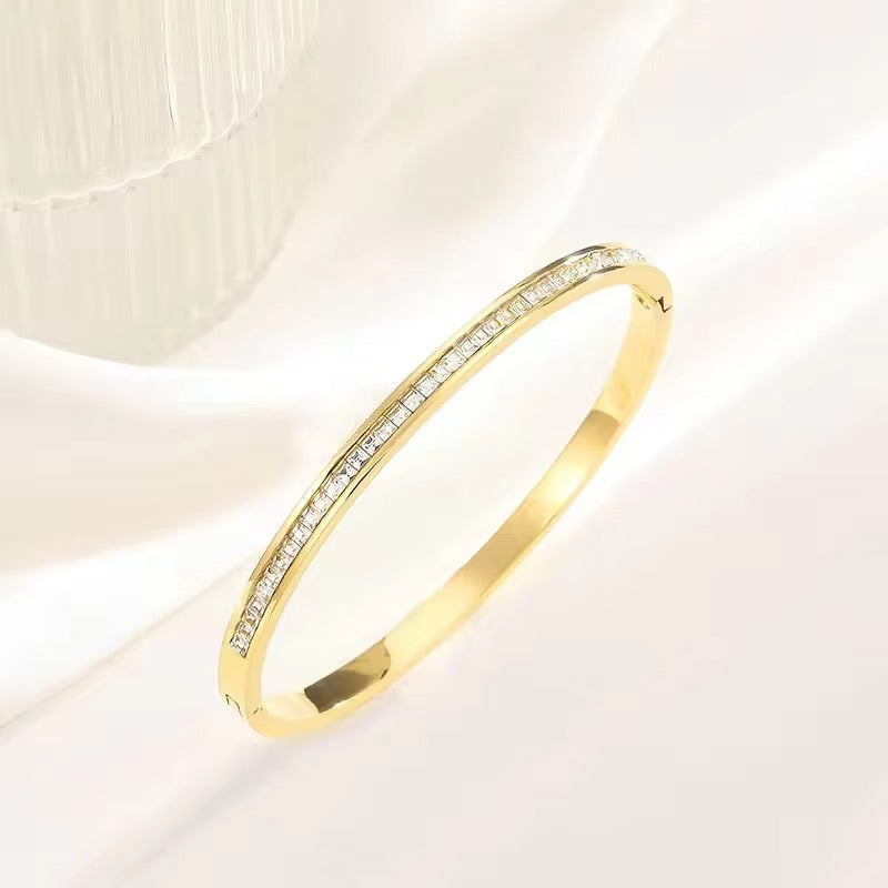 Serial Stacker - Classic Silver & Gold Bangle