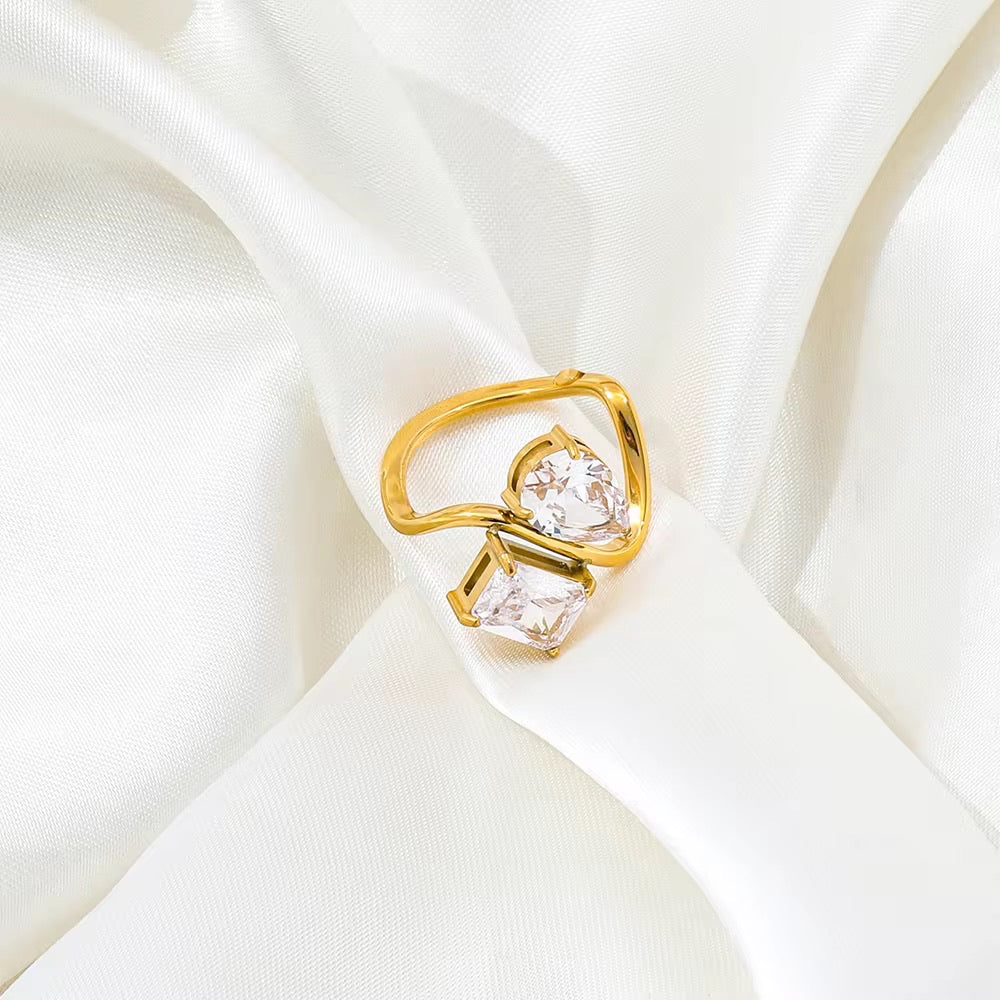 Double the Drama – Sculptural Gold Stone Ring