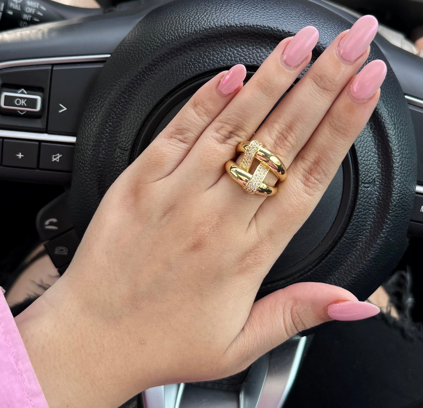 Hard Launch – Sculptural Double-Bar Statement Ring