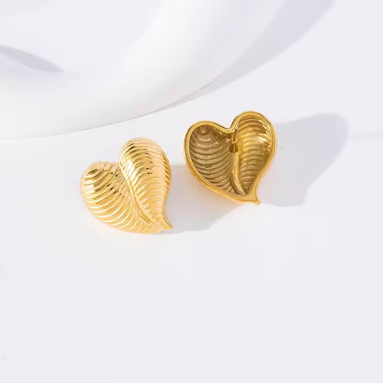Heavy Heart – Chunky Gold Heart Earrings