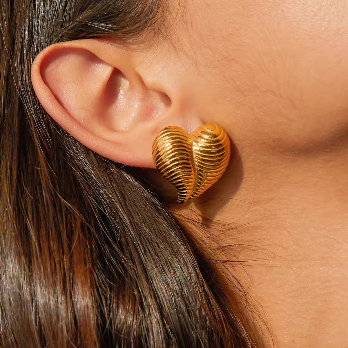 Heavy Heart – Chunky Gold Heart Earrings