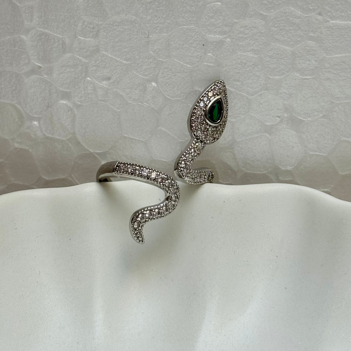 No Cure – Twisted Silver Snake Ring