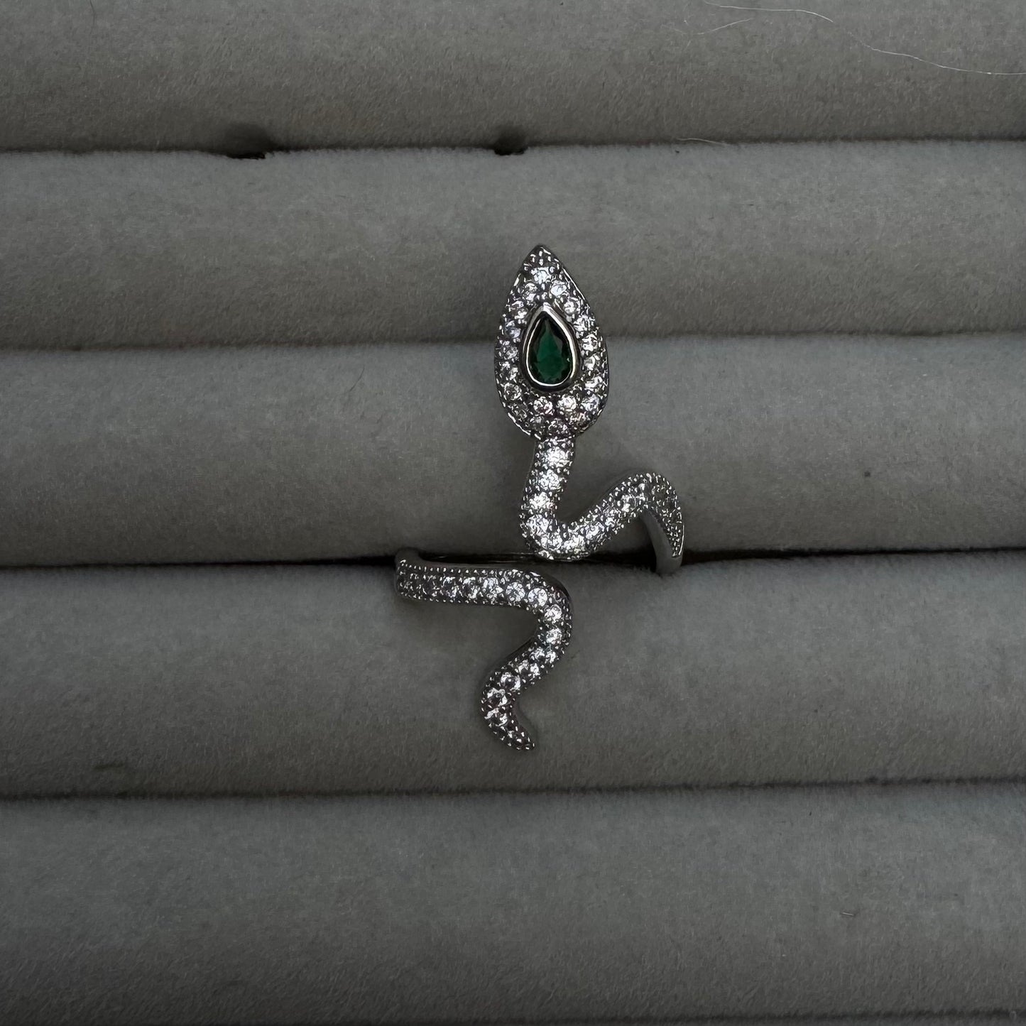 No Cure – Twisted Silver Snake Ring