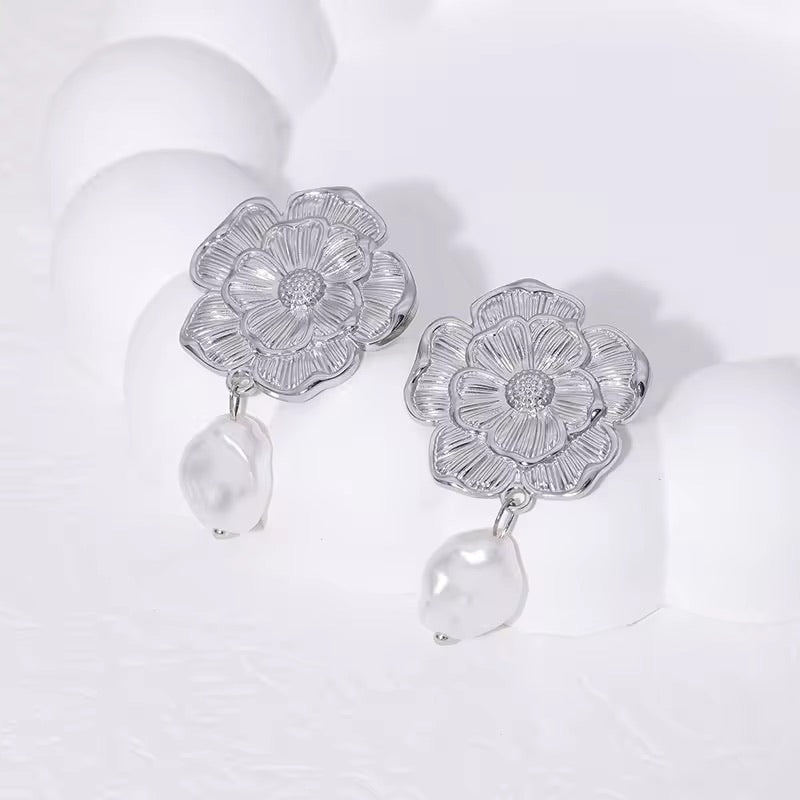 Pearl Drop - Silver Flower Earrings