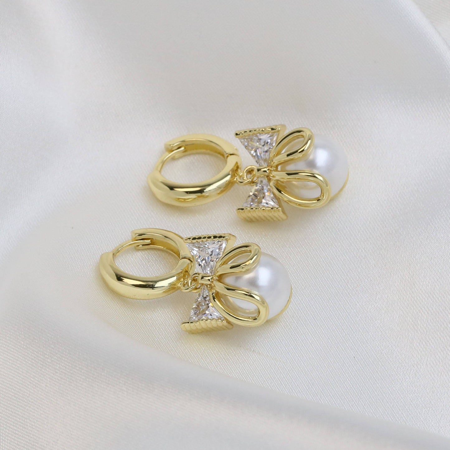 Pretty Please - Gold & Pearl Bow Earrings